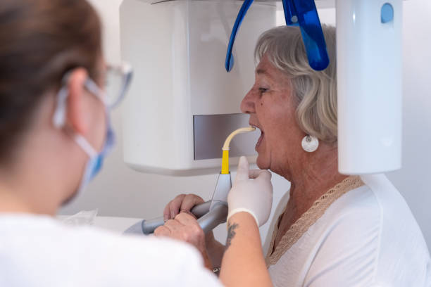 Best Emergency Tooth Extraction in North Riverside, IL